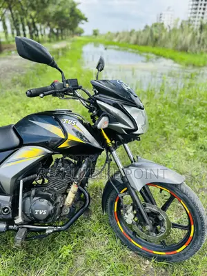 TVS Stryker 125 2023 Yellow