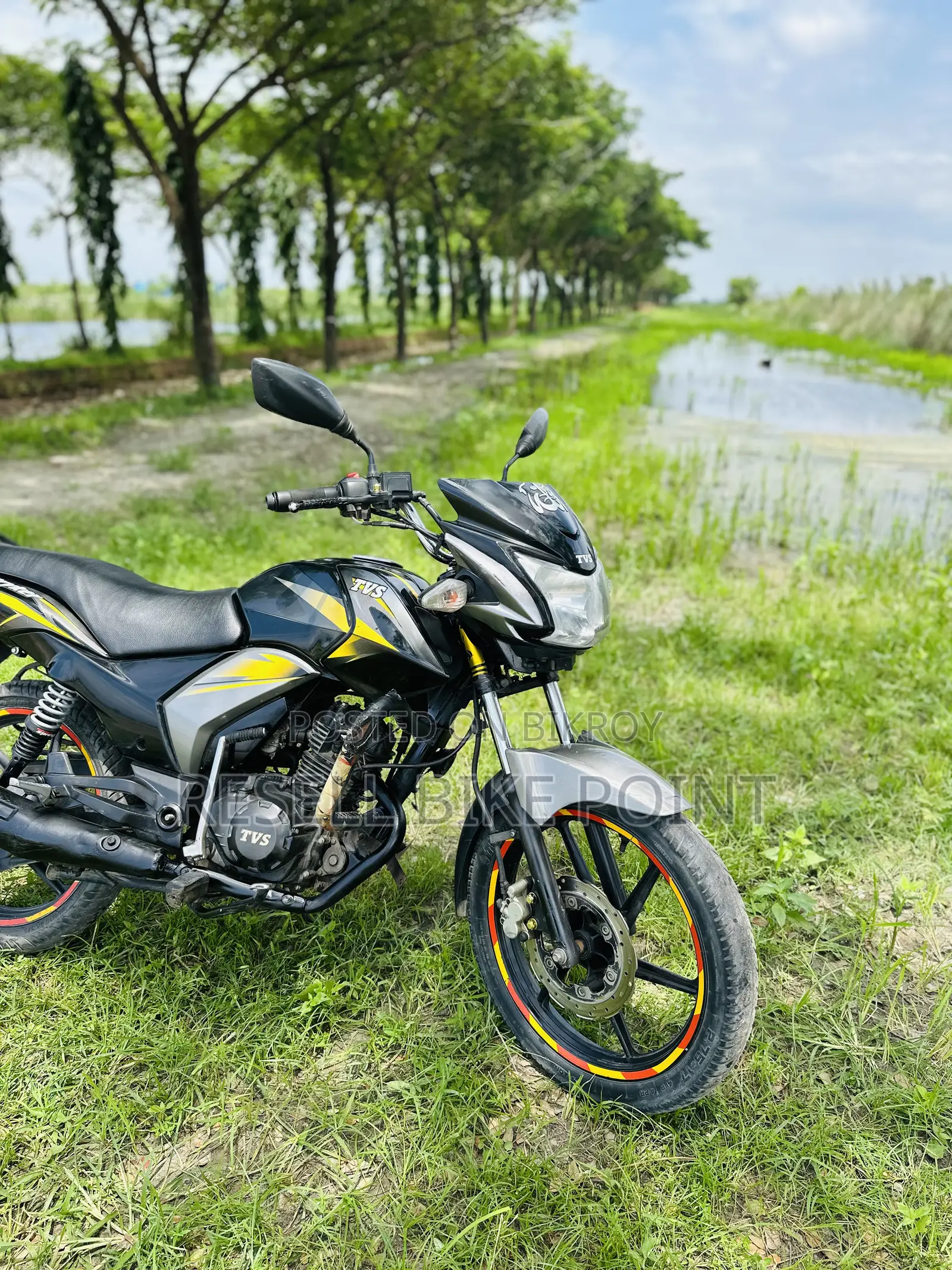 TVS Stryker 125 2023 Yellow