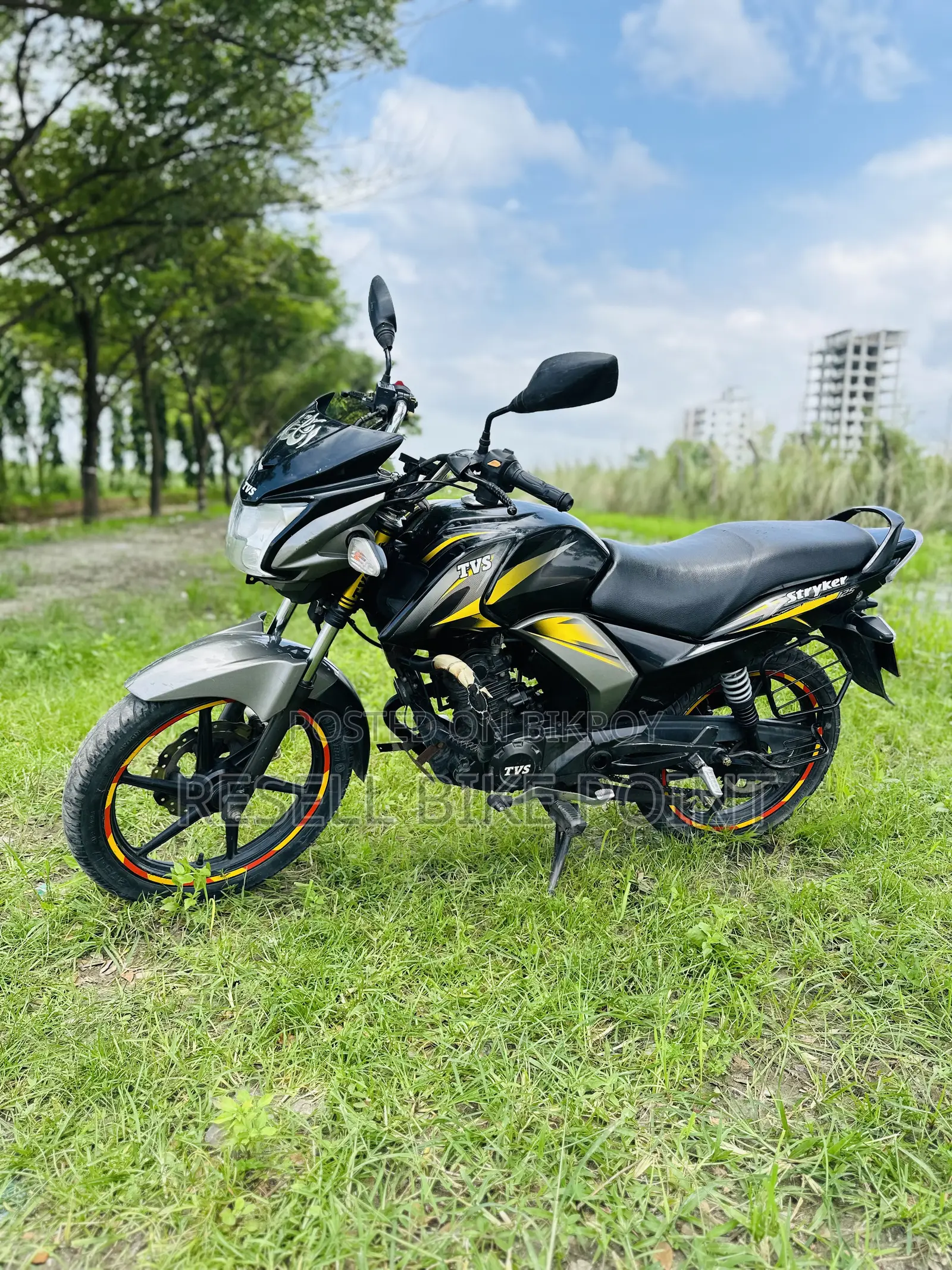 TVS Stryker 125 2023 Yellow