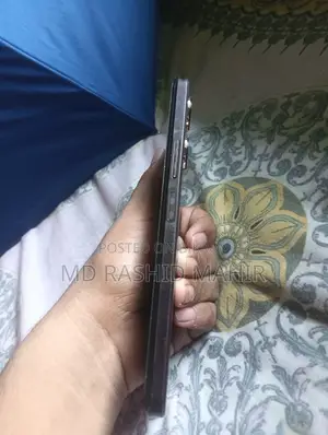 ভিভো ওয়াই২৮ ১২৮ জিবি লাল