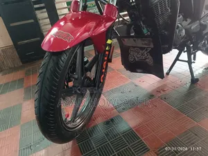 হিরো হাঙ্ক ২০১৮ লাল