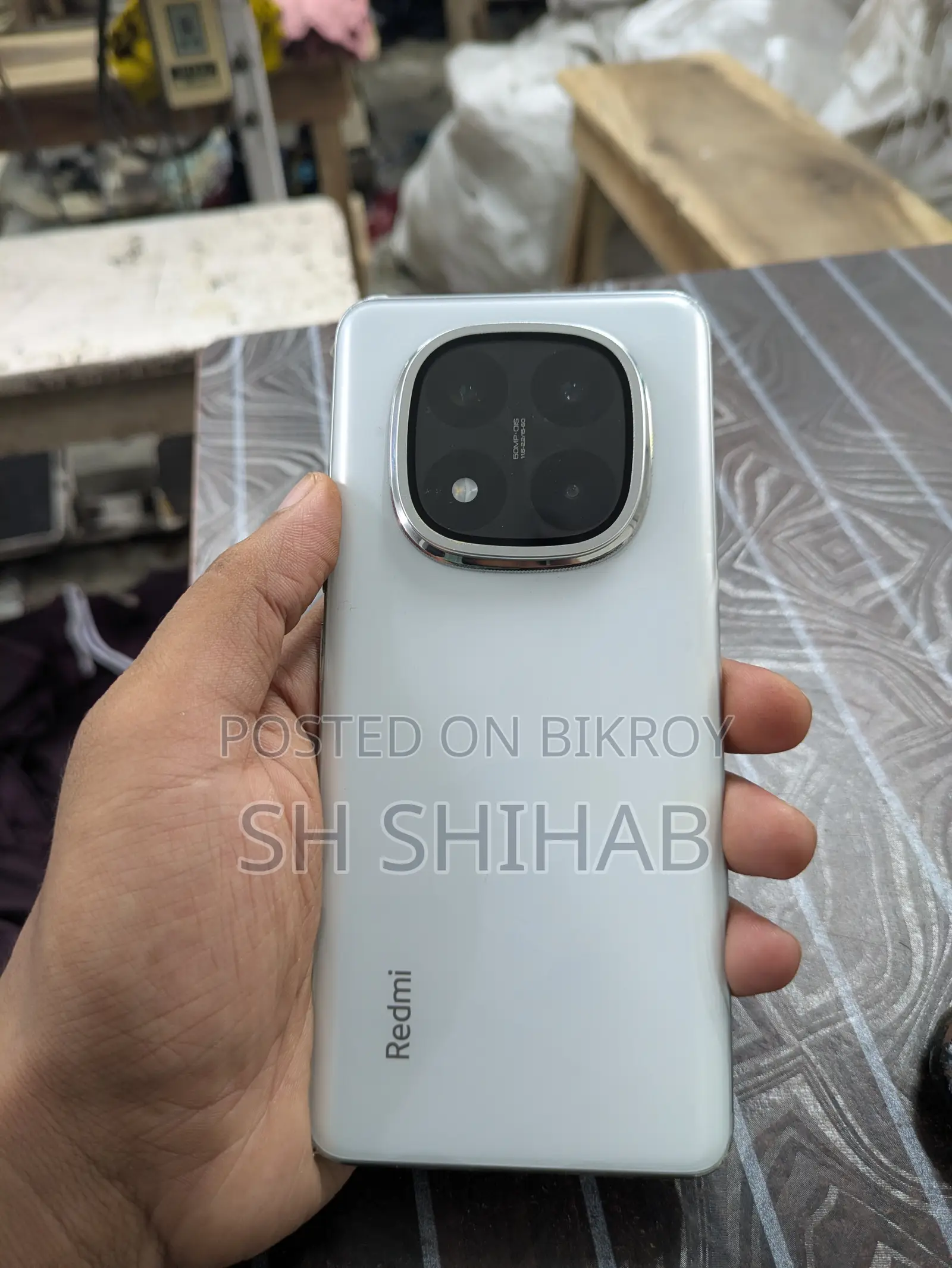 শাওমি রেডমি নোট ১৪ প্রো+ ২৫৬ জিবি হোয়াইট