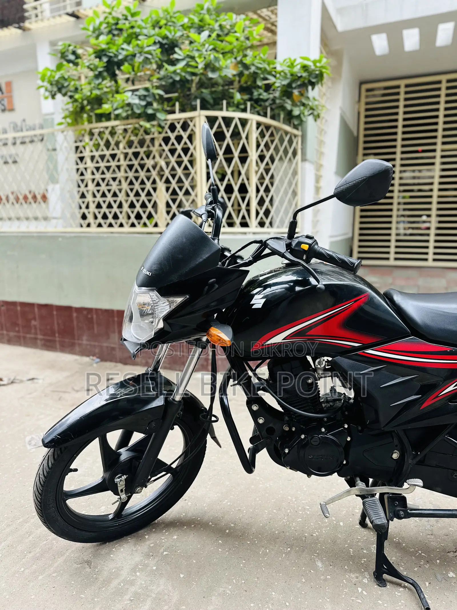 Suzuki Hayate 2025 Black