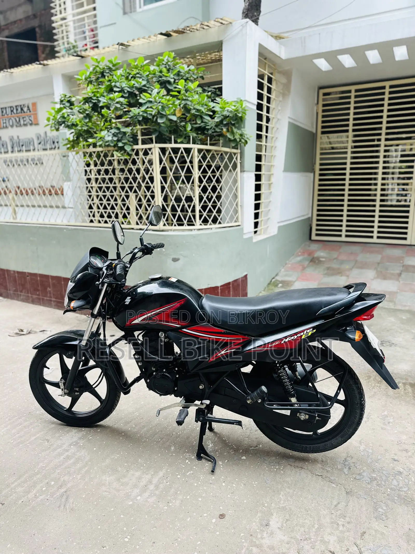 Suzuki Hayate 2025 Black