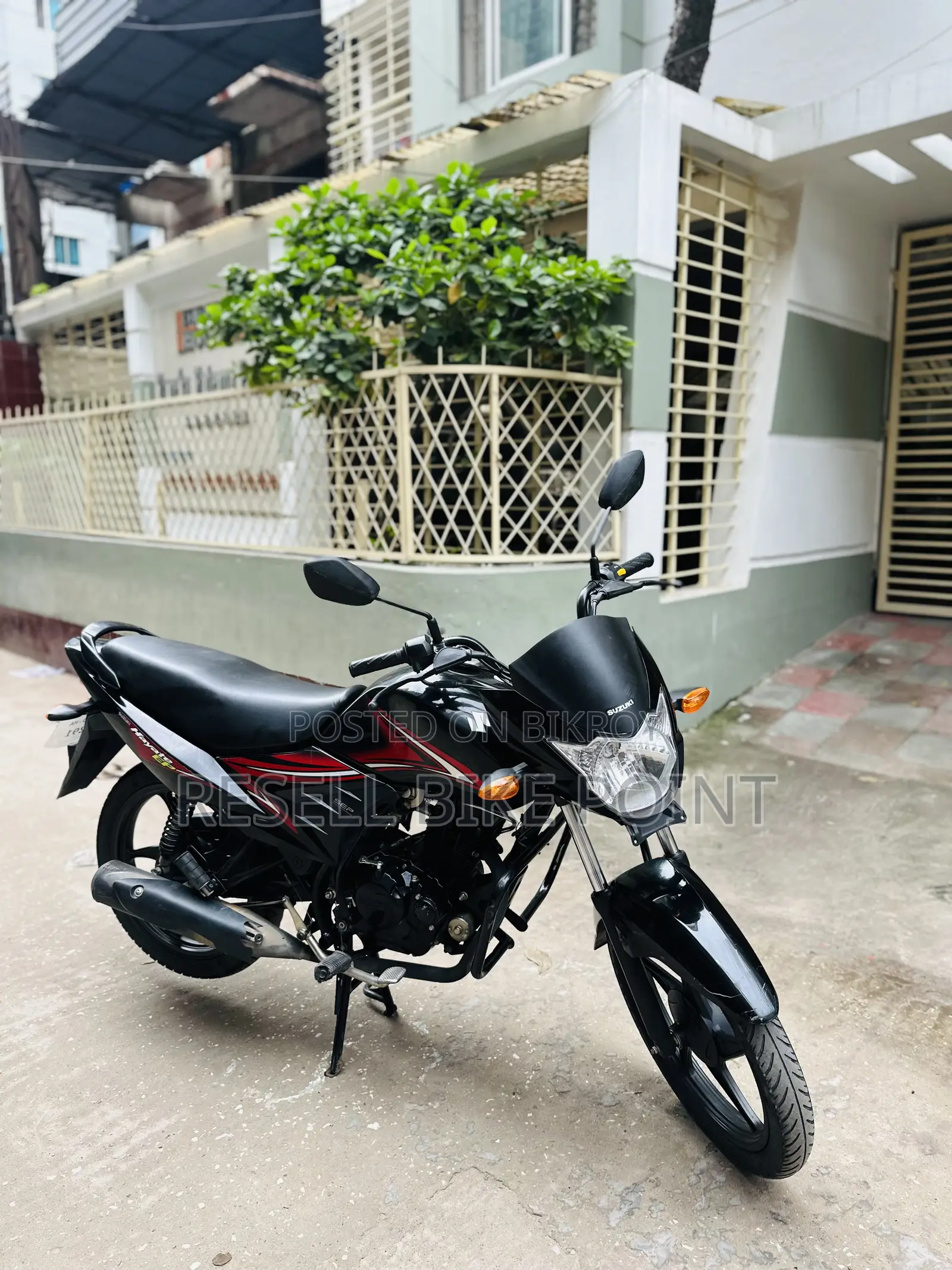 Suzuki Hayate 2025 Black