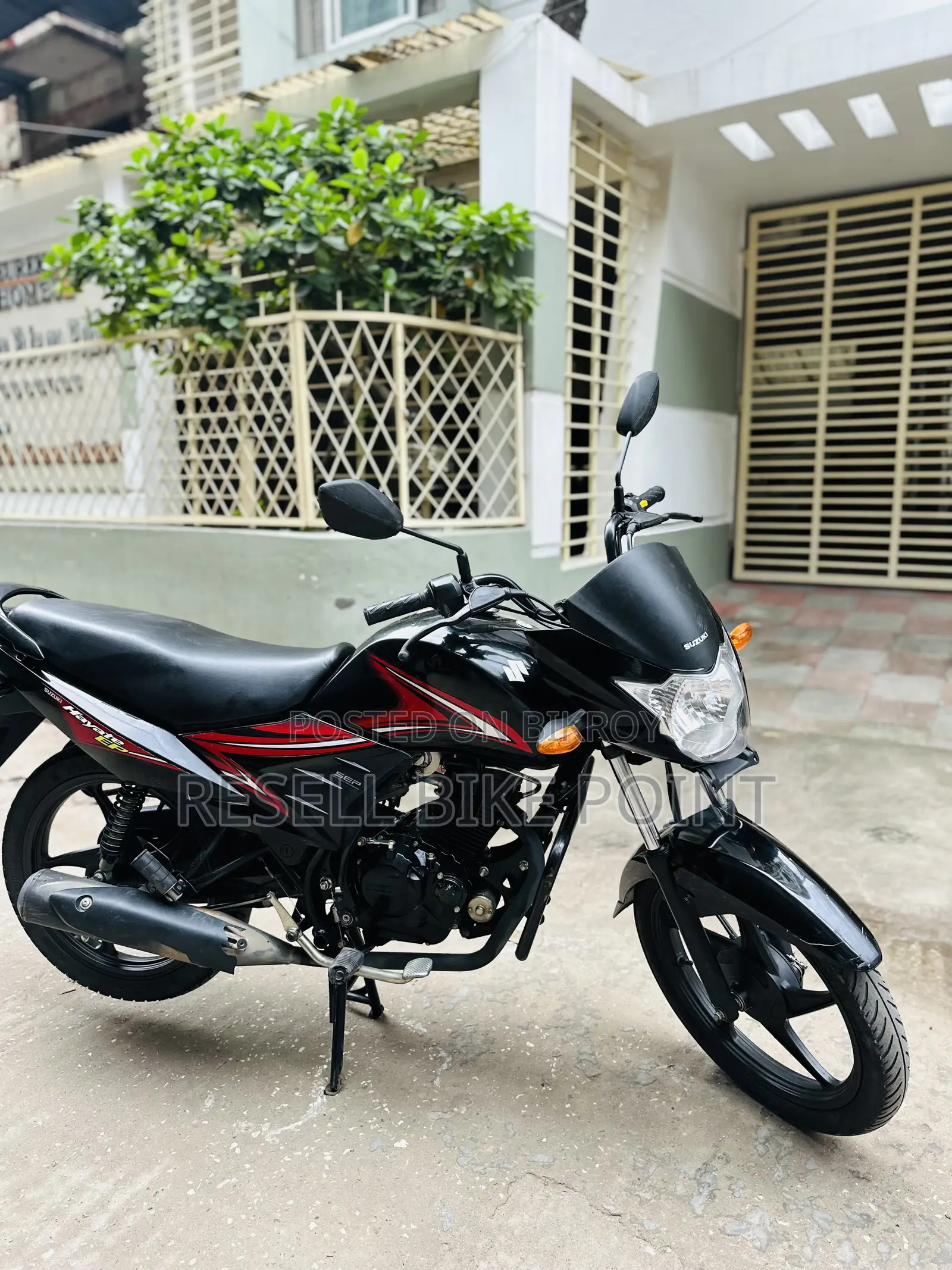 Suzuki Hayate 2025 Black