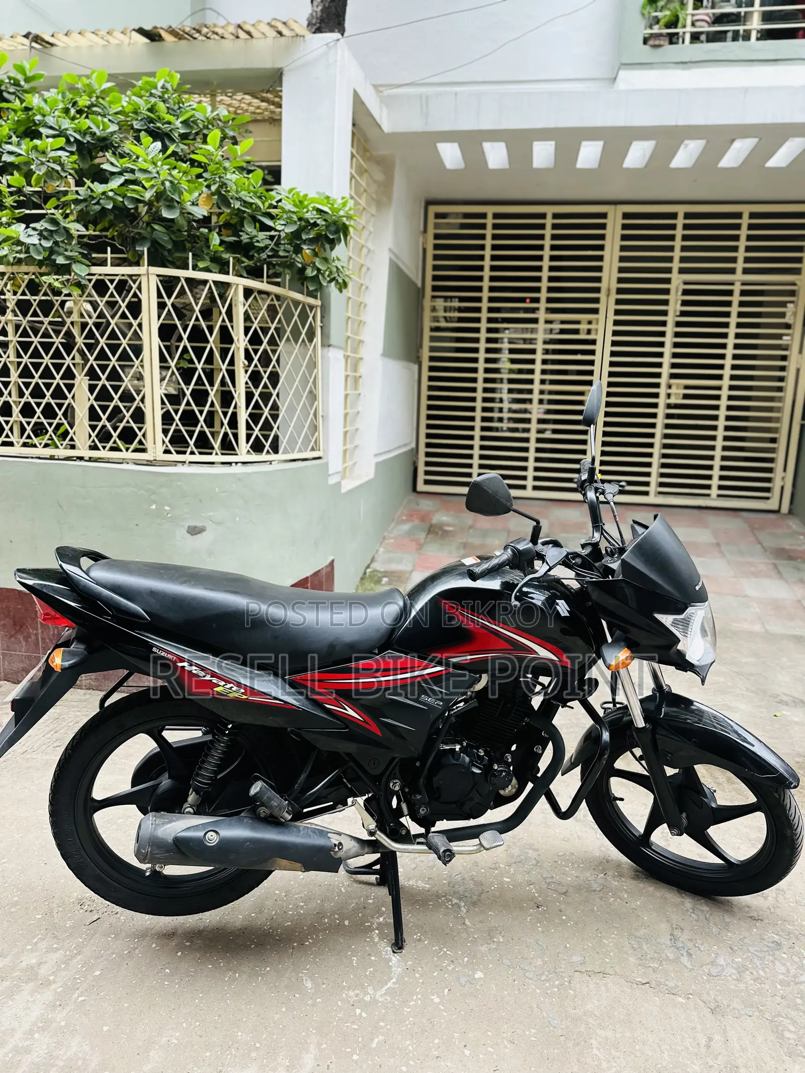Suzuki Hayate 2025 Black