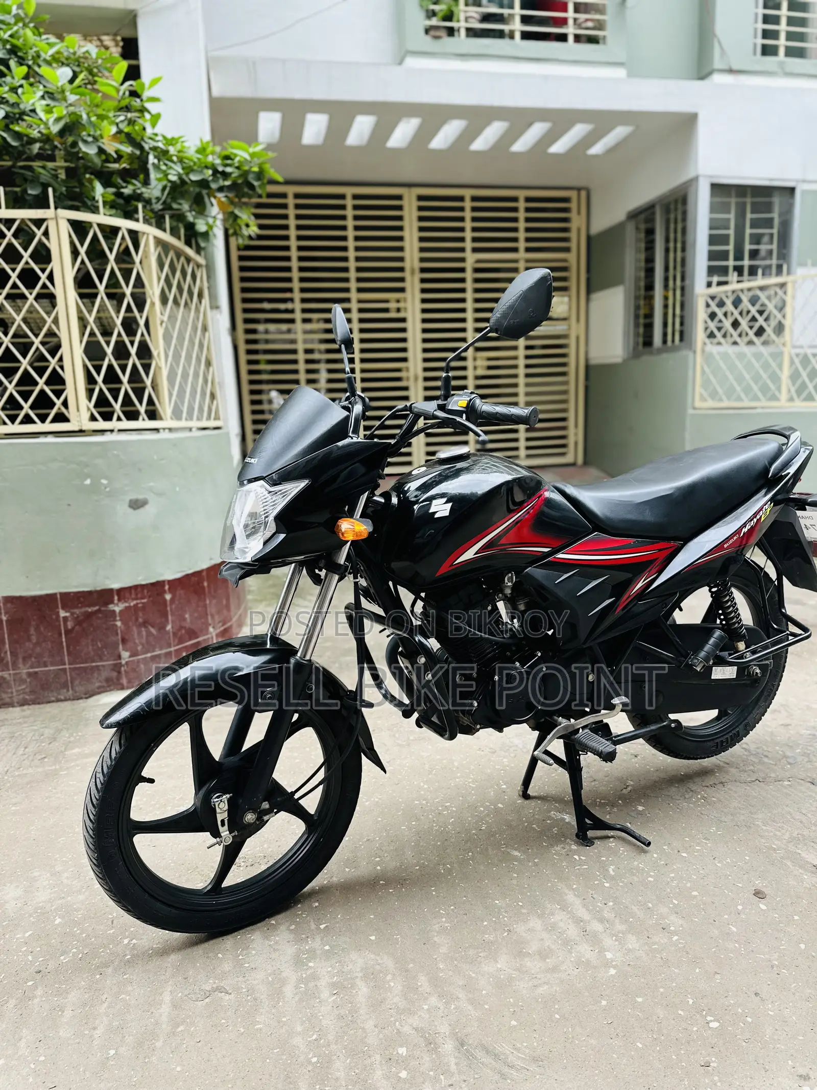Suzuki Hayate 2025 Black