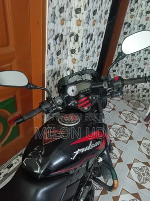 Bajaj Pulsar 150 2022 Black
