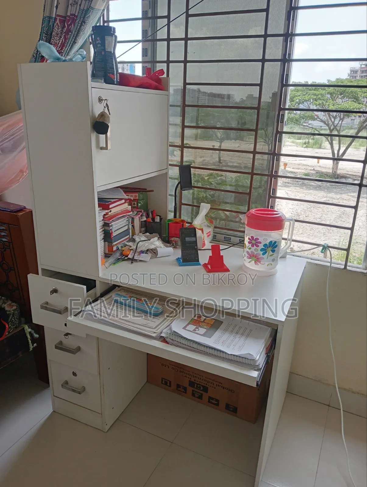 Study Table for Sale Nice Quality Modern Design Locker
