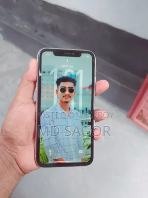 অ্যাপল আইফোন ১১ ৬৪ জিবি হোয়াইট