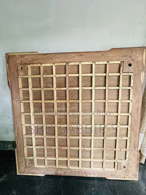 Good Quality Wooden Carrom Board with Stand for Sale