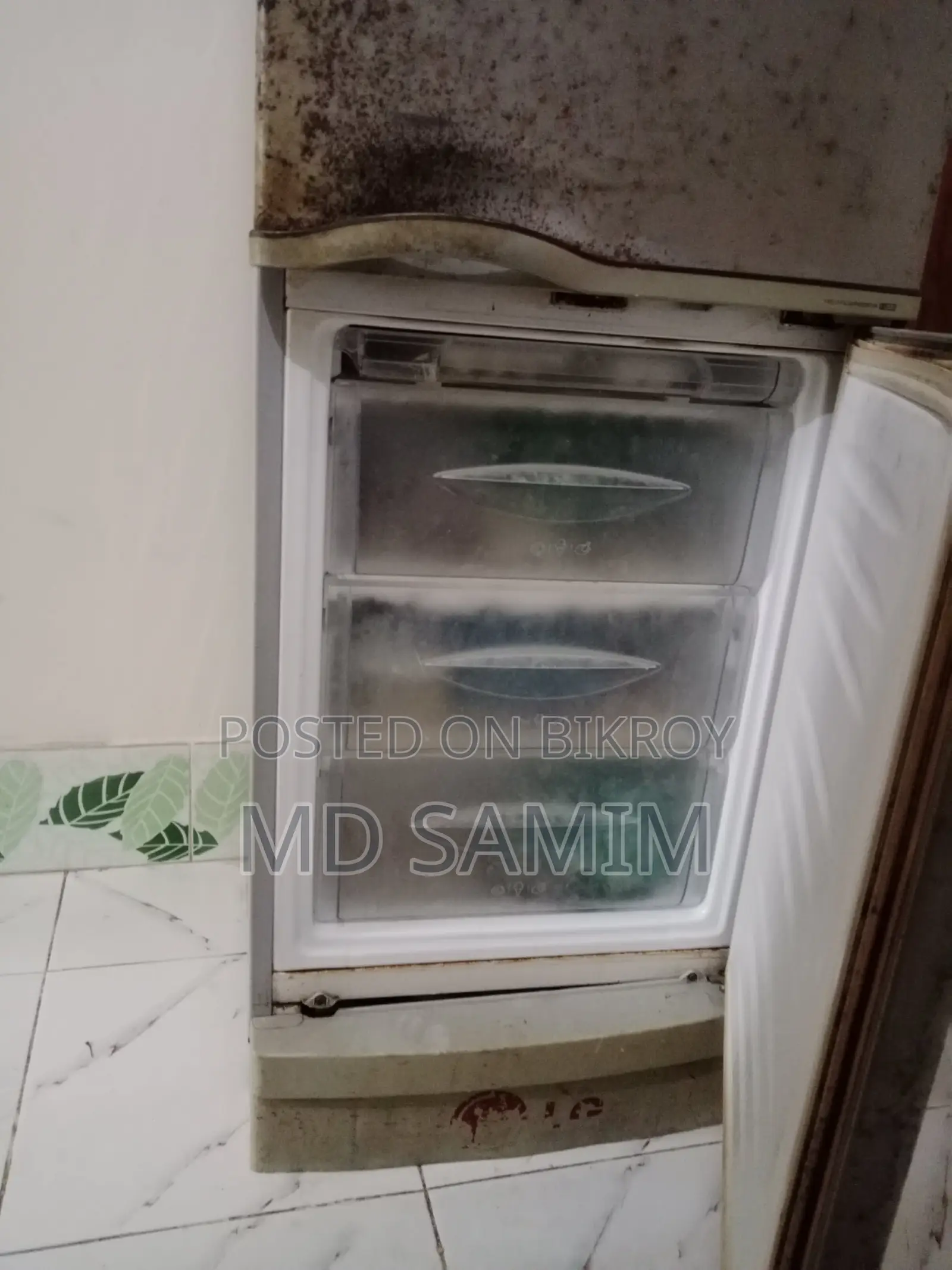 ব্যবহৃত এলজি ফ্রিজ