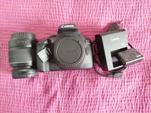 Canon Eos 2000d