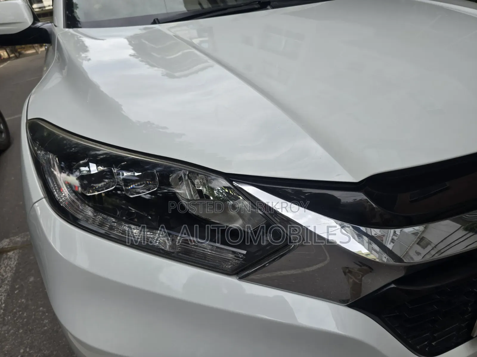 Honda Vezel 2014 Pearl