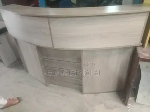 Counter Table, condition is good, you can take it if you want
