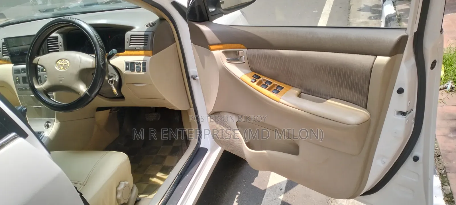 Toyota Corolla 2004 White