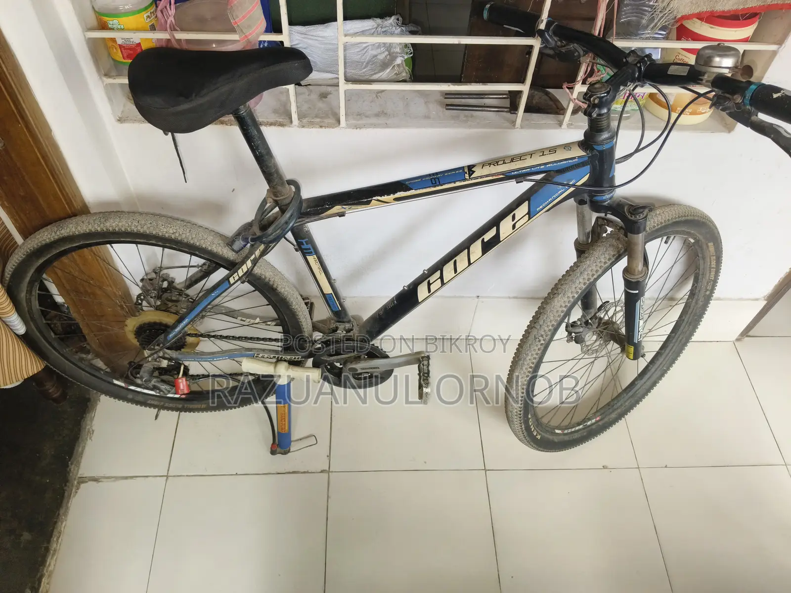 মোটরসাইকেল ২০১৬ নীল
