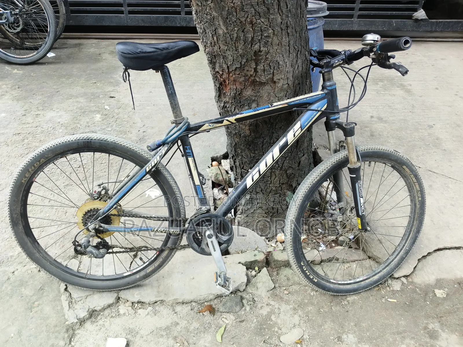 মোটরসাইকেল ২০১৬ নীল