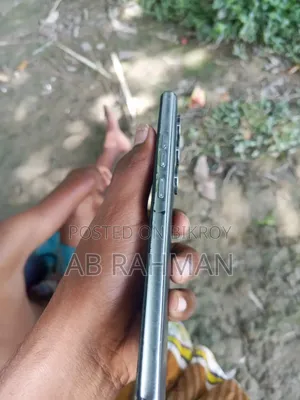 টেকনো ক্যামন ৪০ ২৫৬ জিবি কালো