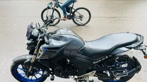 Yamaha FZS V3 2023 Gray