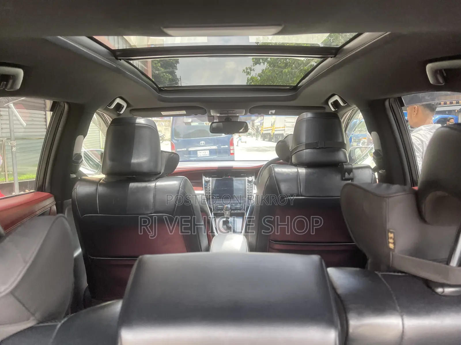 Toyota Harrier 2.0 2018 Pearl
