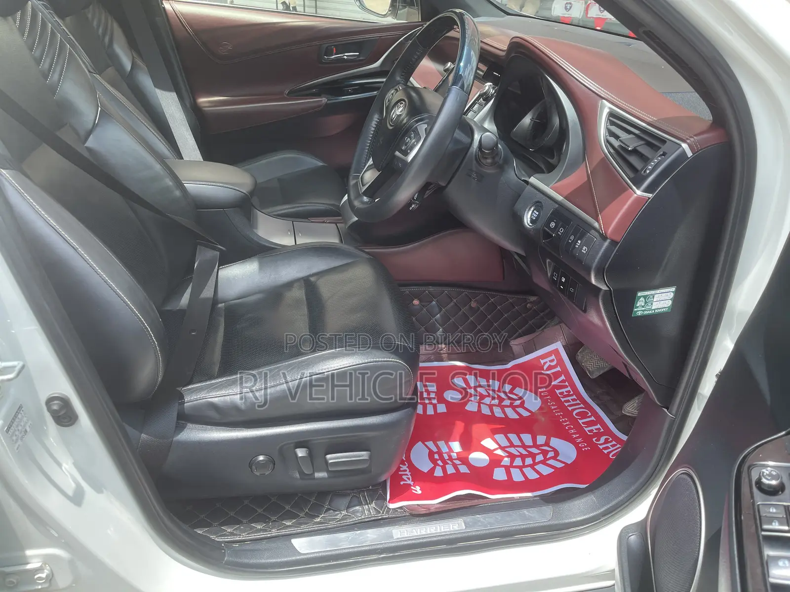 Toyota Harrier 2.0 2018 Pearl