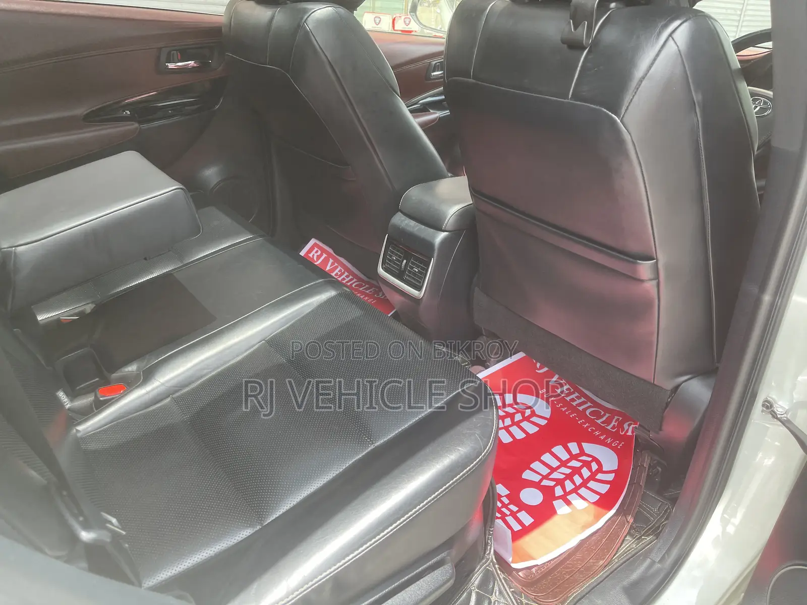 Toyota Harrier 2.0 2018 Pearl