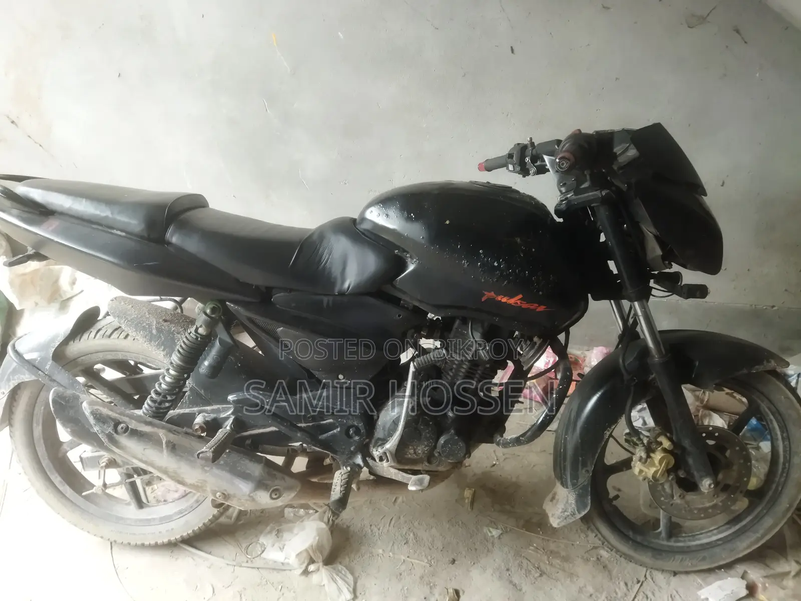 Bajaj Pulsar 135 LS 2011 Black