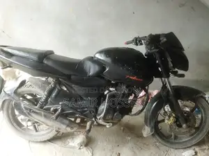 Bajaj Pulsar 135 LS 2011 Black