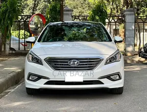 হুন্ডাই সোনাটা লিমিটেড ২.০টি ৪ডোর সেডান (২.০এল ৪সিল টর্বো ৬এ) ২০১৫ পার্ল