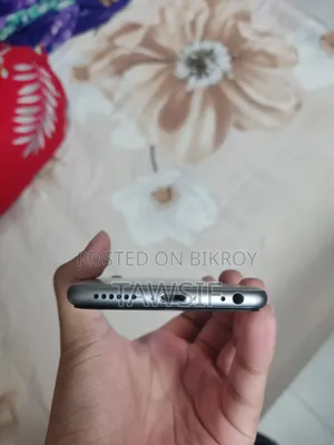 Apple iPhone 6s 32 GB Gray