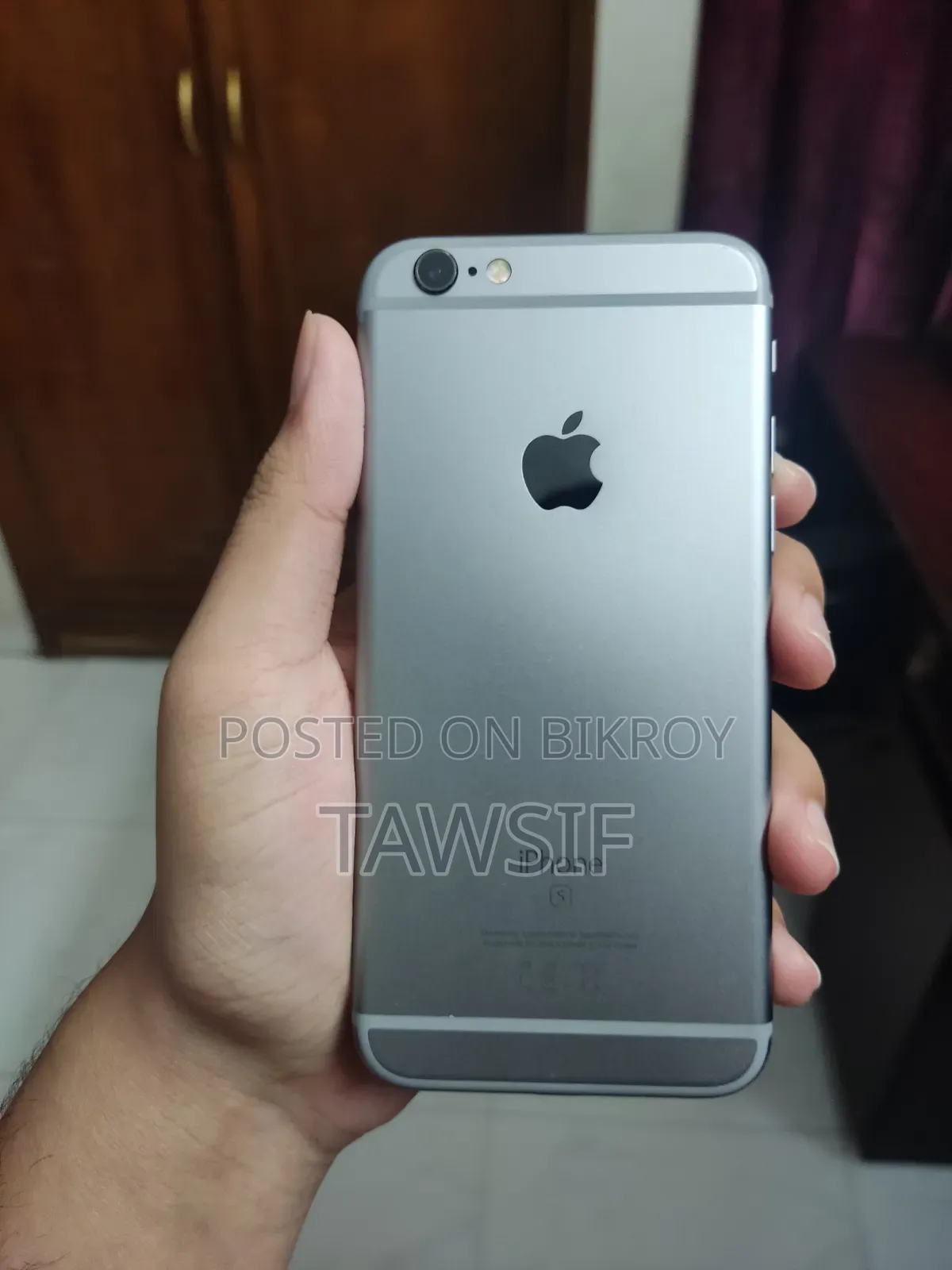 Apple iPhone 6s 32 GB Gray