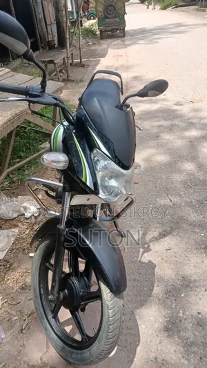 টিভিএস মেট্রো ২০১৬ কালো