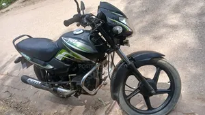 টিভিএস মেট্রো ২০১৬ কালো