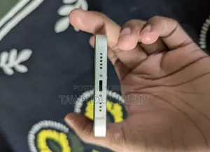 Apple iPhone 13 128 GB White