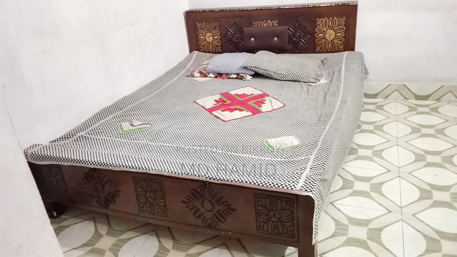 ৫/৭ ফিট খাট