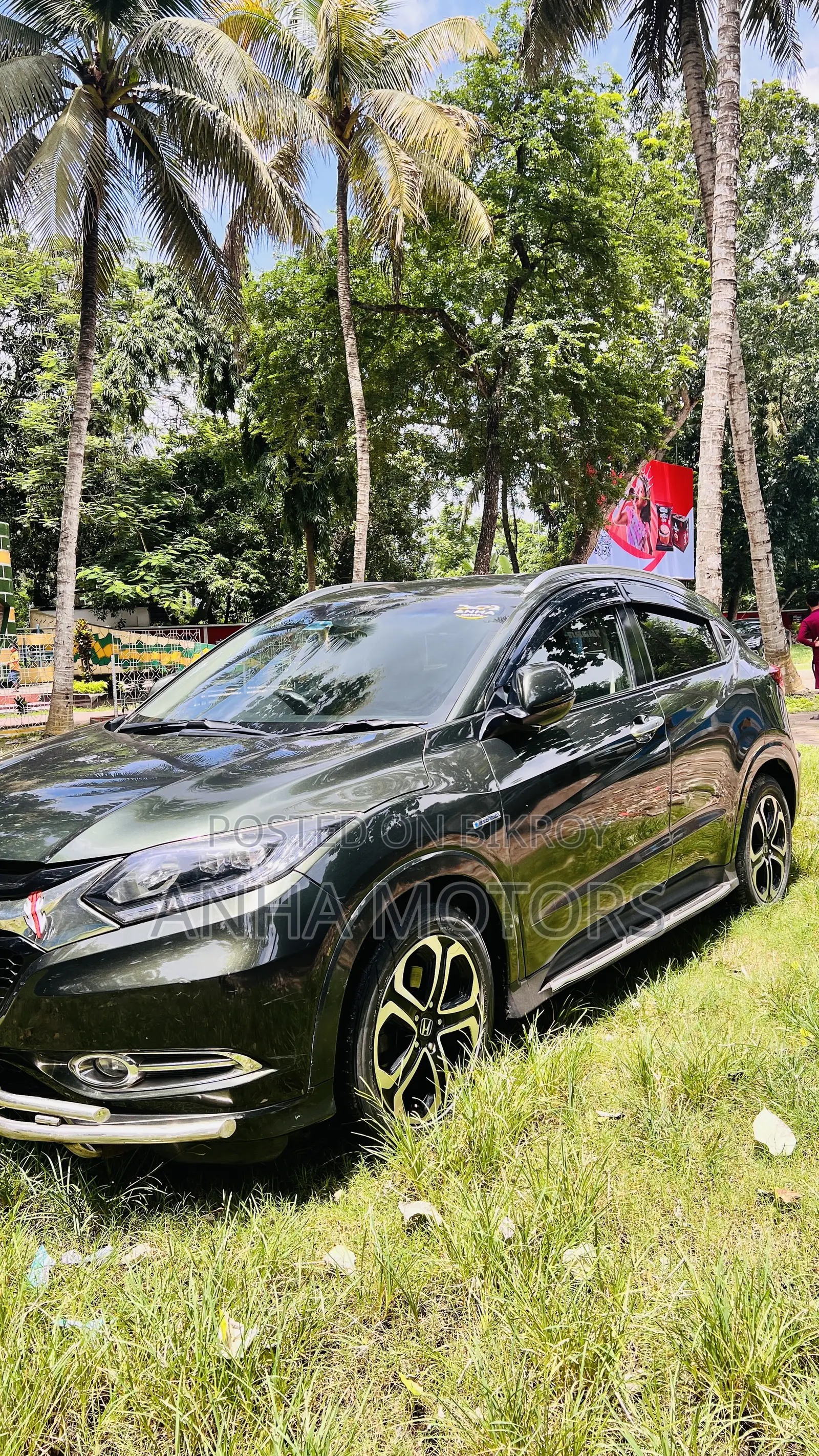 হোন্ডা ভজেল ১.৫ হাইব্রিড টুডব্লিউডি ২০১৪ গ্রিন