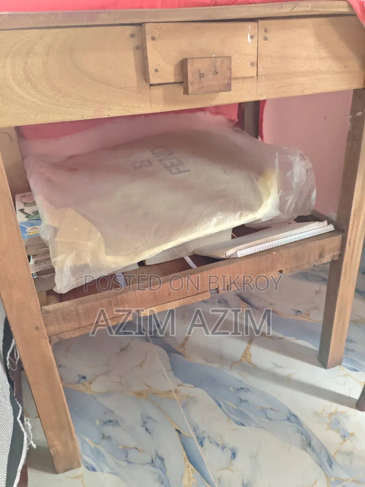 Reading Table