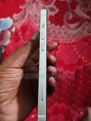 অ্যাপল আইফোন ১৩ ১২৮ জিবি হোয়াইট