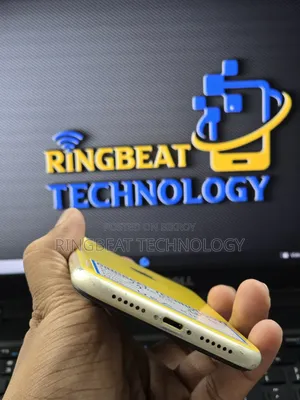 অ্যাপল আইফোন এক্সআর ১২৮ জিবি ইয়েলো