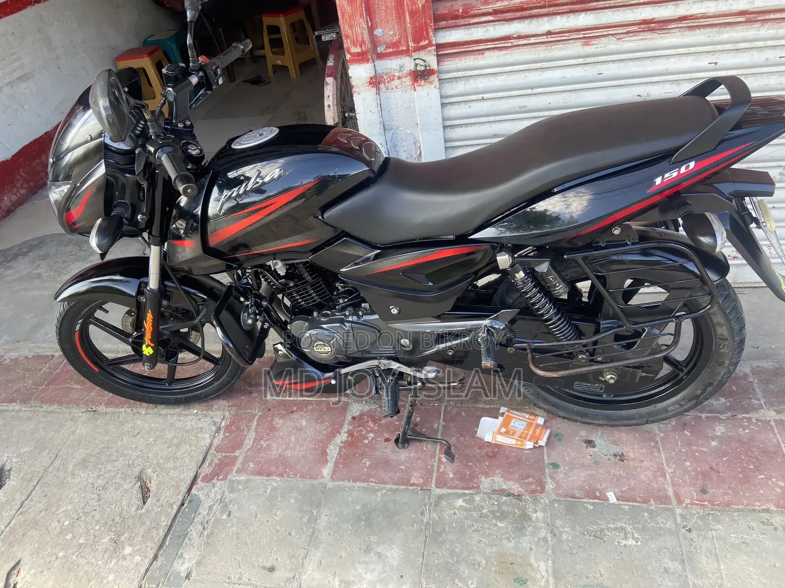 বাজাজ পালসার ১৫০ ২০২০ ব্ল্যাক