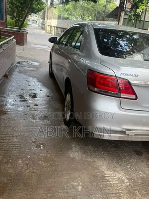 টয়োটা প্রমিও ২০১৭ সিলভার