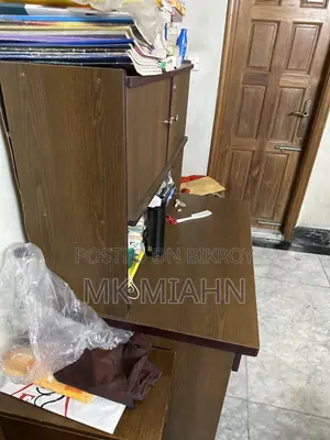 Reading Table With Two Layer Upper