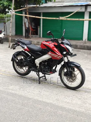 Bajaj Pulsar NS 160 2021 Red