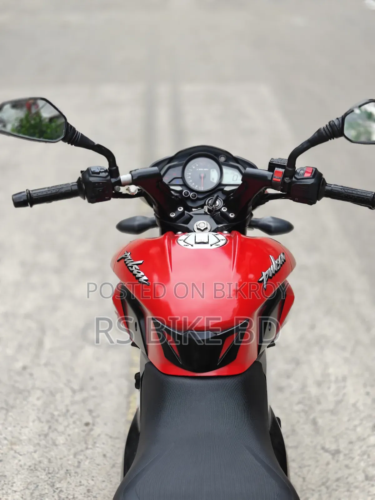 Bajaj Pulsar NS 160 2021 Red