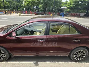 Toyota Premio 2019 Red