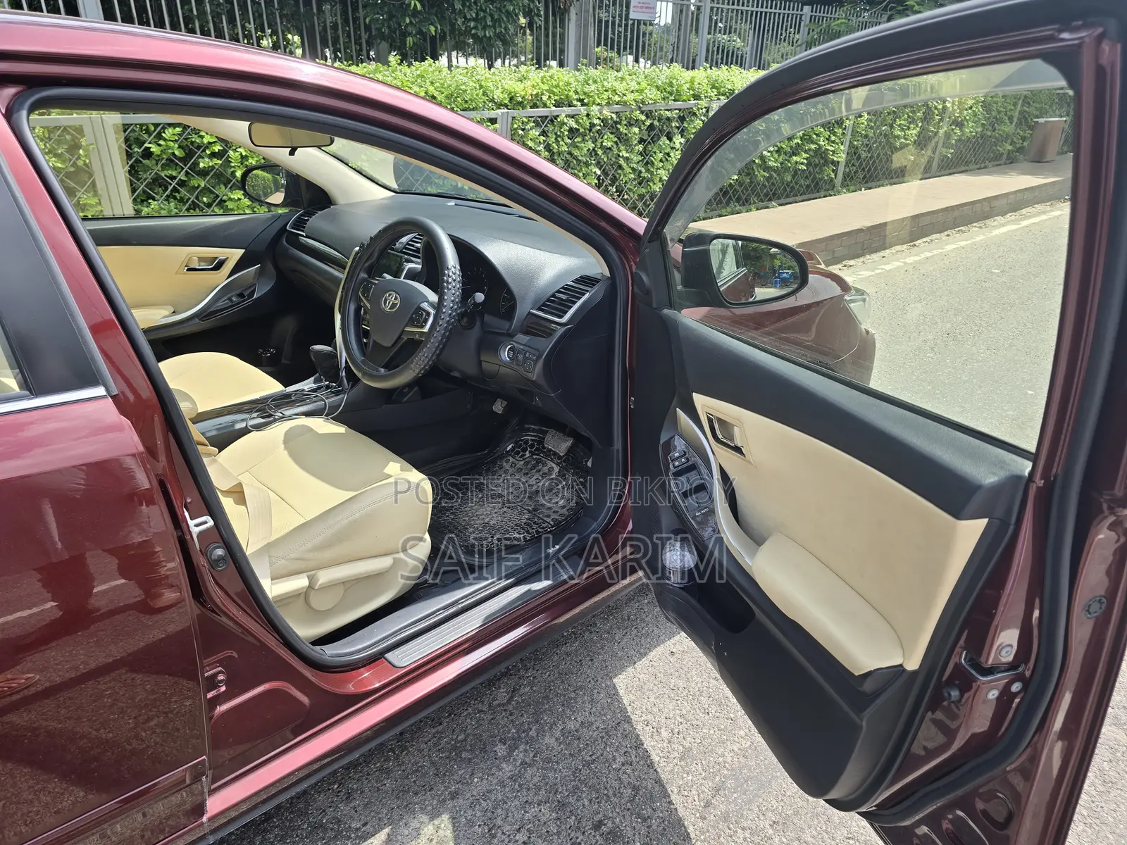 Toyota Premio 2019 Red