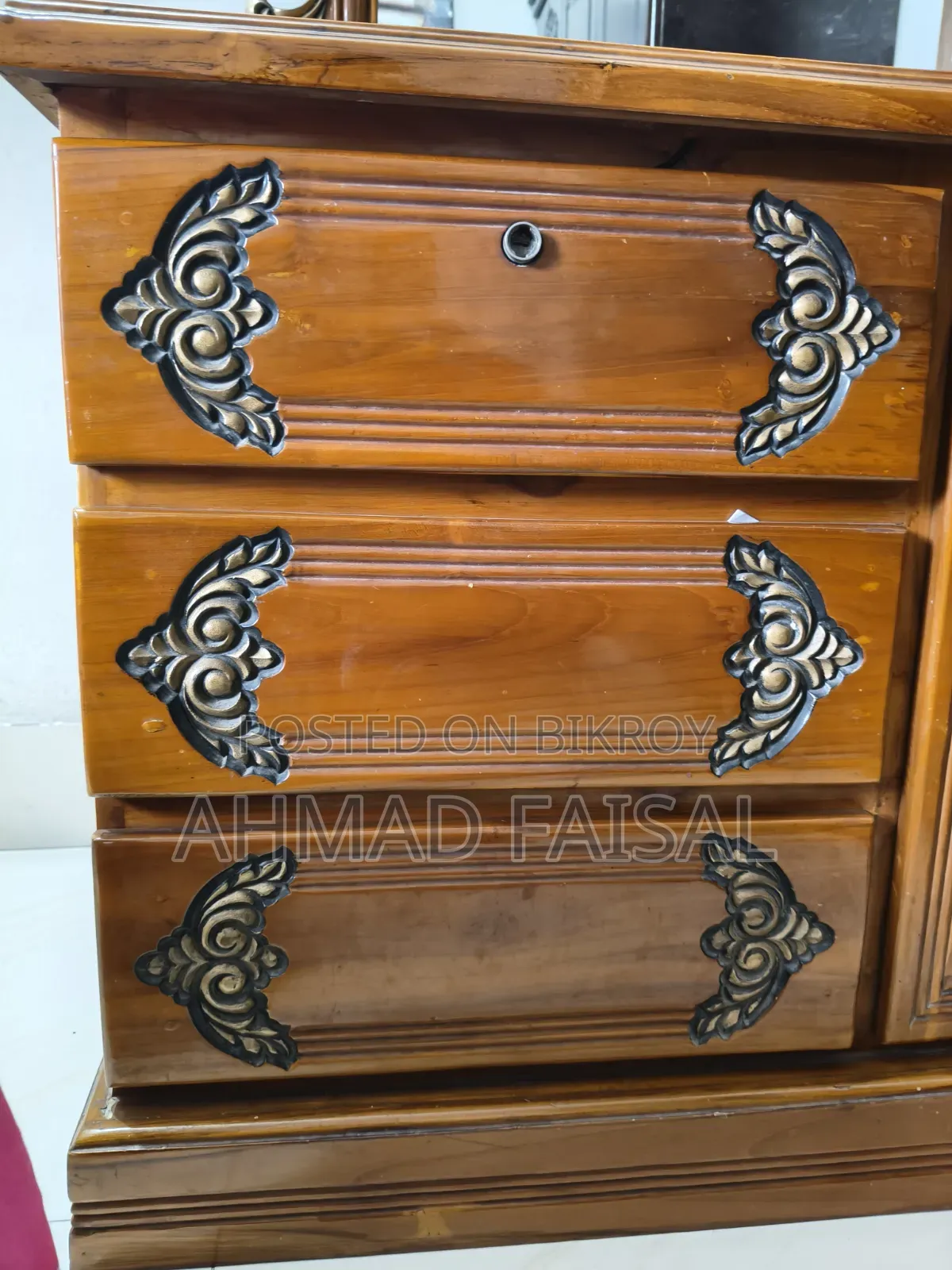 Dressing Table