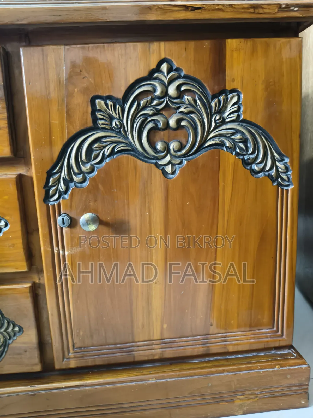 Dressing Table